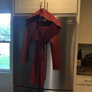 Burnt red blazer. Size M. Suedes.